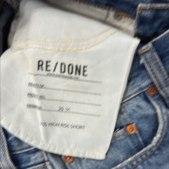 Re/Done 70s High Rise Short - Picture 4 of 5